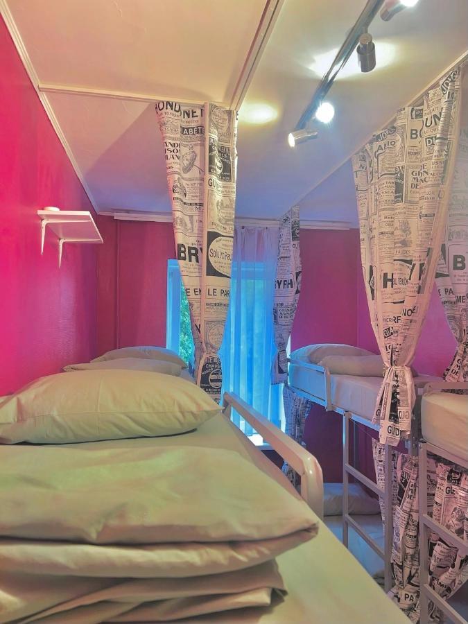 Pechersky Hostel Kiev Eksteriør bilde